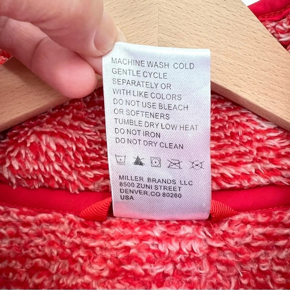 Cinch Jeans Red Fleece 1/4 Zip - Picture 6 of 14